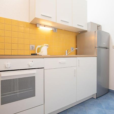 Vega Apartments Podgora Luaran gambar