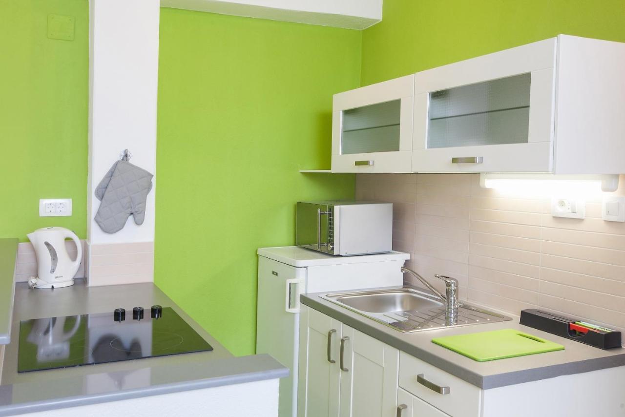 Vega Apartments Podgora Luaran gambar