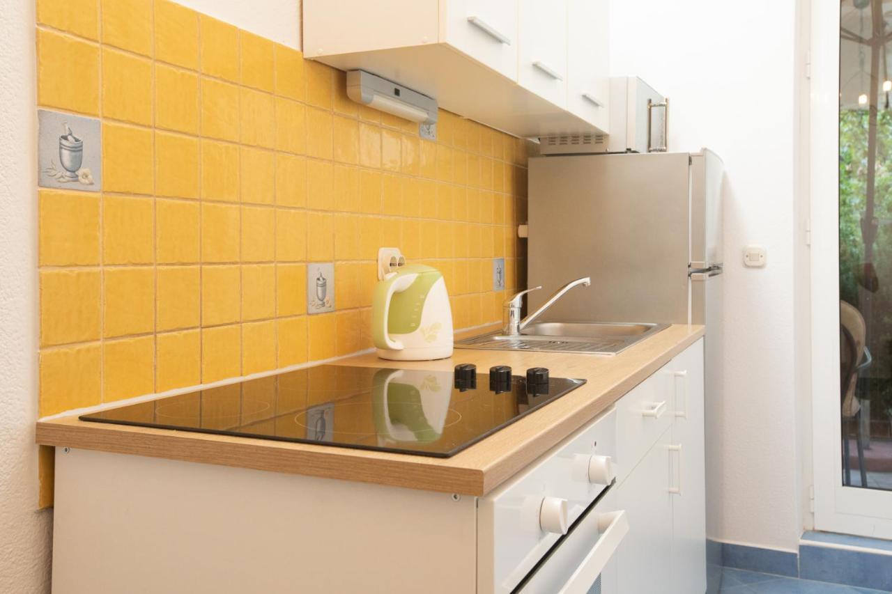 Vega Apartments Podgora Luaran gambar
