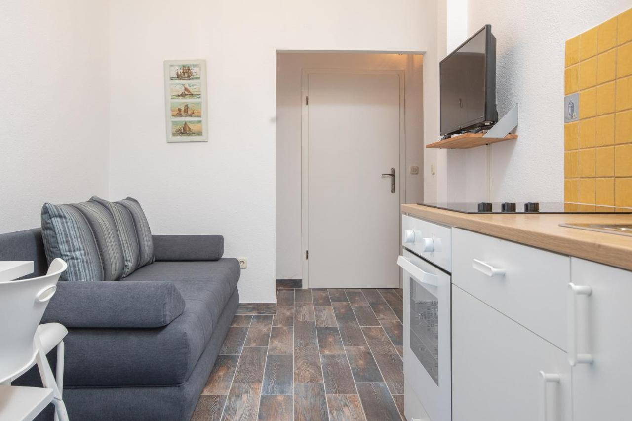 Vega Apartments Podgora Luaran gambar